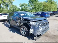 2T3P1RFV1KC008241 2019 TOYOTA RAV 4