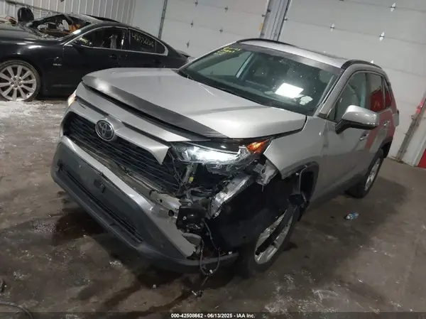 2T3P1RFV1KC025542 2019 TOYOTA RAV 4 - Image 2