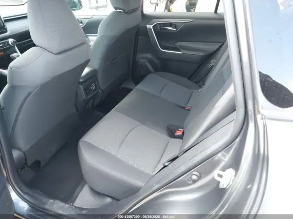 2T3P1RFV1KC058959 2019 TOYOTA RAV 4 - Image 8