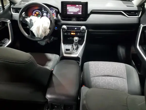 2T3P1RFV1KW060855 2019 TOYOTA RAV 4 - Image 8