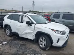 2T3P1RFV1MC172138 2021 TOYOTA RAV 4