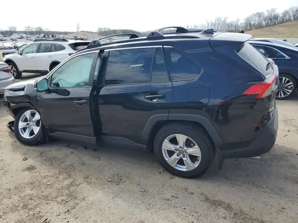 2T3P1RFV1MC240468 2021 TOYOTA RAV 4 - Image 2