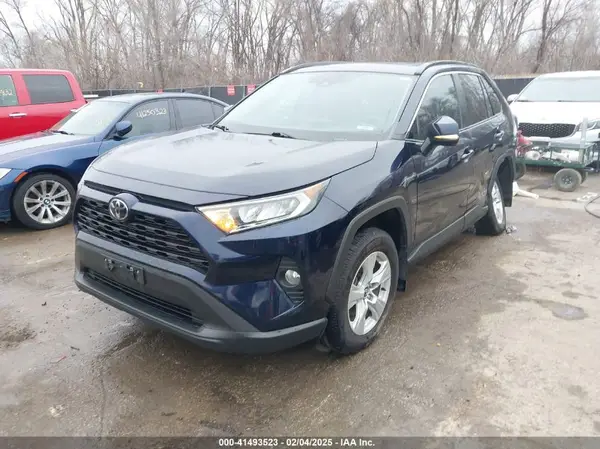 2T3P1RFV1MW151191 2021 TOYOTA RAV 4 - Image 2