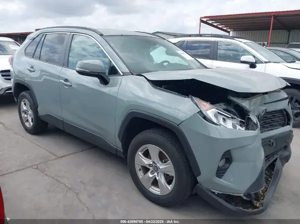 2T3P1RFV1MW156908 2021 TOYOTA RAV 4 - Image 1