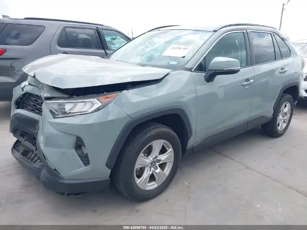 2T3P1RFV1MW156908 2021 TOYOTA RAV 4 - Image 2