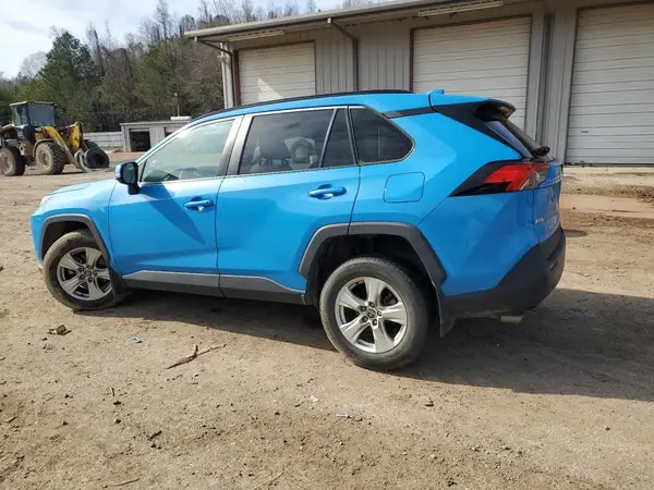 2T3P1RFV1MW183090 2021 TOYOTA RAV 4 - Image 2