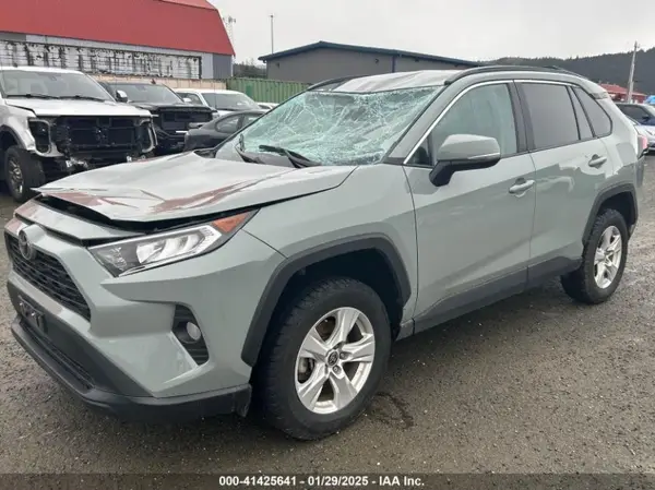2T3P1RFV1MW205587 2021 TOYOTA RAV 4 - Image 2