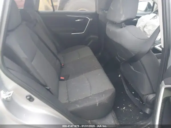 2T3P1RFV1NC282608 2022 TOYOTA RAV 4 - Image 8