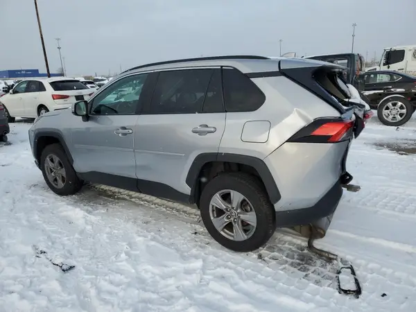 2T3P1RFV1NC305658 2022 TOYOTA RAV 4 - Image 2