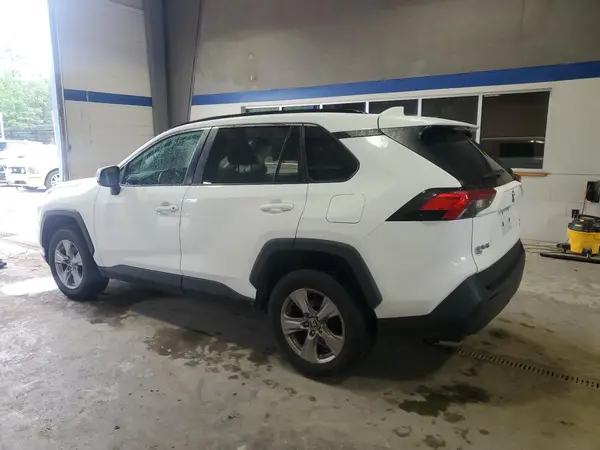 2T3P1RFV1NW284082 2022 TOYOTA RAV 4 - Image 2