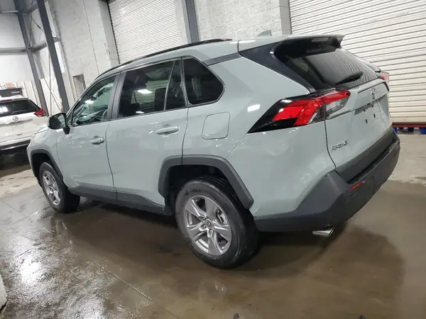 2T3P1RFV1PW353310 2023 TOYOTA RAV 4 - Image 2