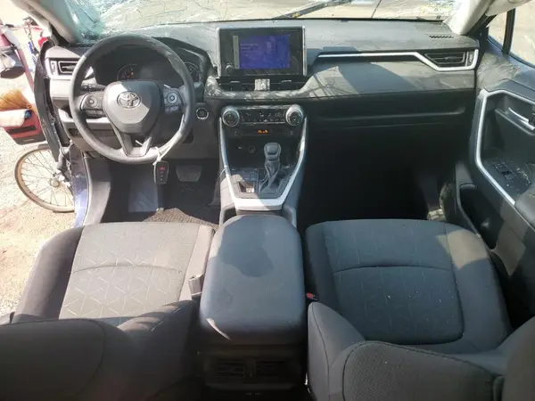 2T3P1RFV1PW388011 2023 TOYOTA RAV 4 - Image 8