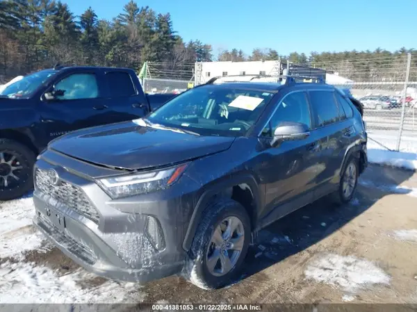 2T3P1RFV1RC413901 2024 TOYOTA RAV 4 - Image 2