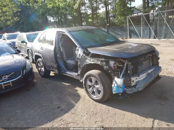 2T3P1RFV1RC446509 2024 TOYOTA RAV 4 - Image 1