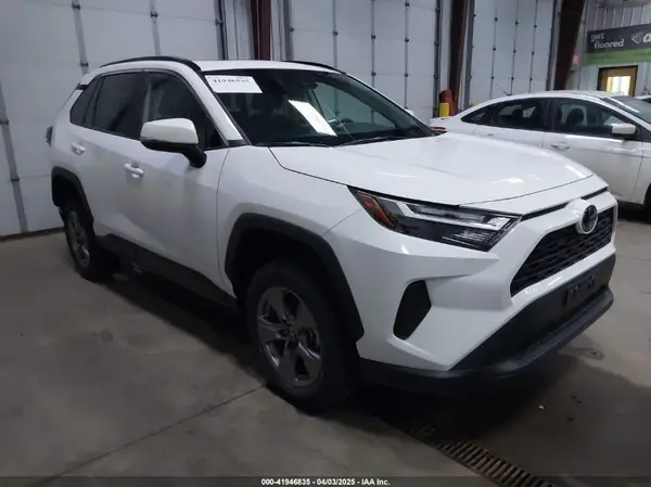 2T3P1RFV1RC454870 2024 TOYOTA RAV 4 - Image 1