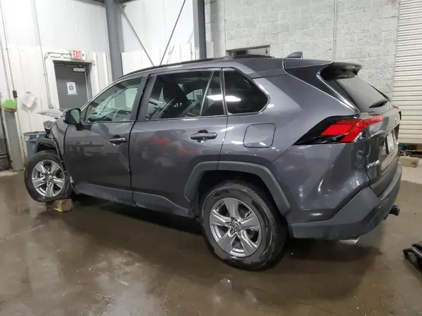 2T3P1RFV1RC468204 2024 TOYOTA RAV 4 - Image 2