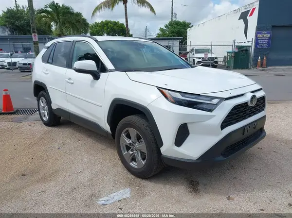 2T3P1RFV1SW575371 2025 TOYOTA RAV 4 - Image 1
