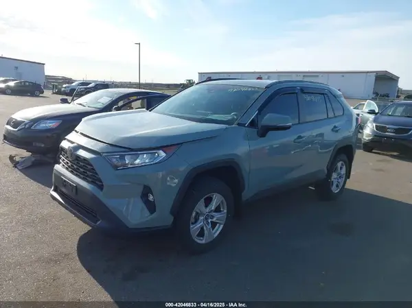 2T3P1RFV2KW074876 2019 TOYOTA RAV 4 - Image 2