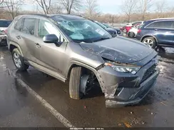 2T3P1RFV2MC176456 2021 TOYOTA RAV 4