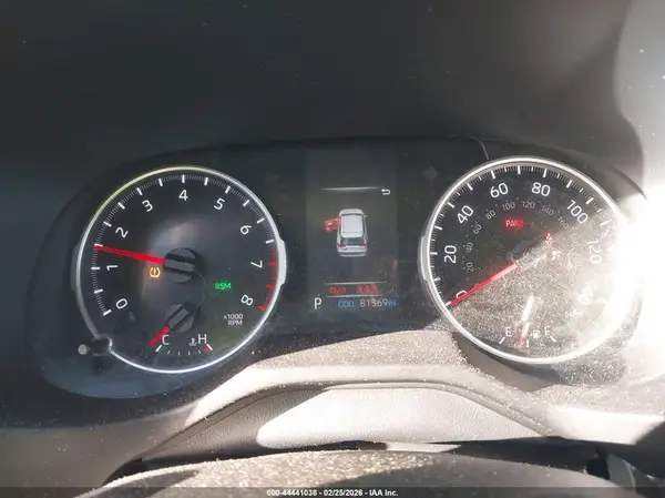 2021 TOYOTA RAV 4 auction photo 7