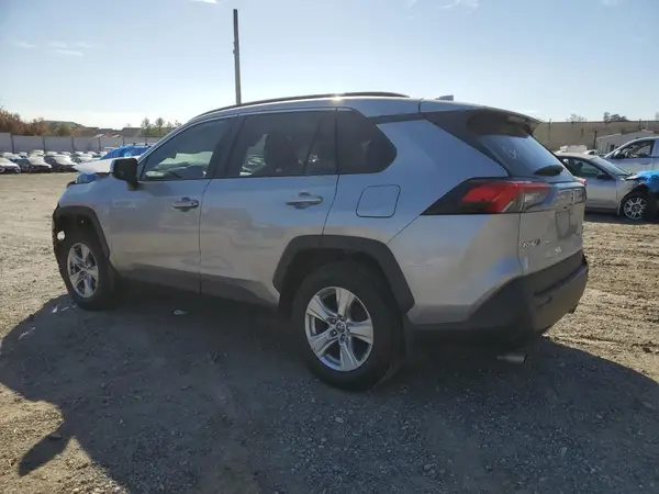 2T3P1RFV2MC221816 2021 TOYOTA RAV 4 - Image 2