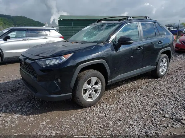 2T3P1RFV2MC248806 2021 TOYOTA RAV 4 - Image 2