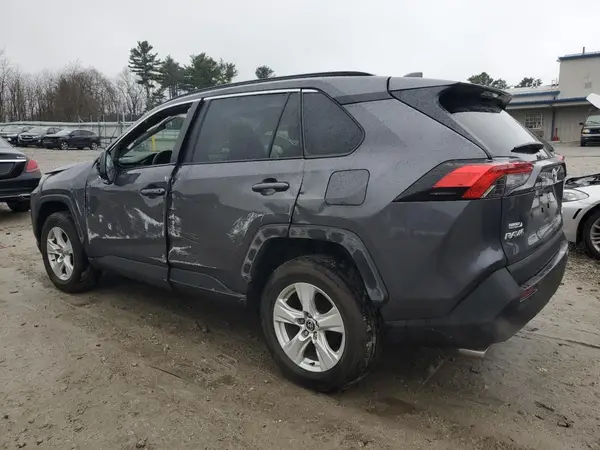 2T3P1RFV2MW212550 2021 TOYOTA RAV 4 - Image 2