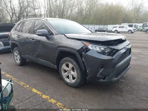 2T3P1RFV2MW213889 2021 TOYOTA RAV 4 - Image 1