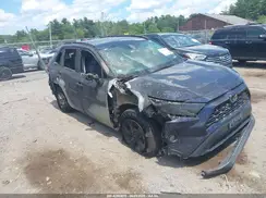 2T3P1RFV2MW240252 2021 TOYOTA RAV 4