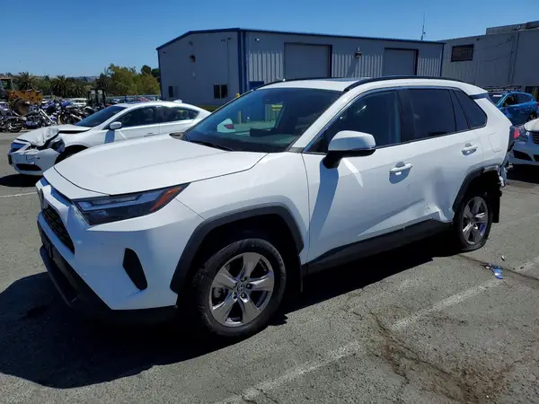 2T3P1RFV2NC268720 2022 TOYOTA RAV 4 - Image 1
