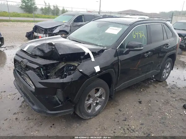 2T3P1RFV2NC298591 2022 TOYOTA RAV 4 - Image 2
