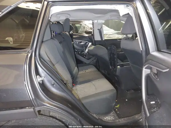 2T3P1RFV2NC302770 2022 TOYOTA RAV 4 - Image 8