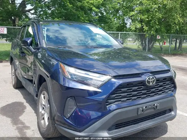 2T3P1RFV2NW251737 2022 TOYOTA RAV 4 - Image 1