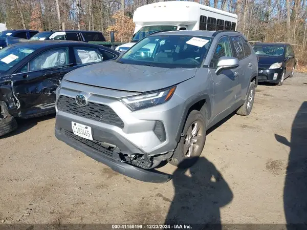 2T3P1RFV2NW272653 2022 TOYOTA RAV 4 - Image 2