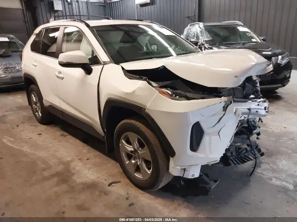 2T3P1RFV2PC327316 2023 TOYOTA RAV 4 - Image 1