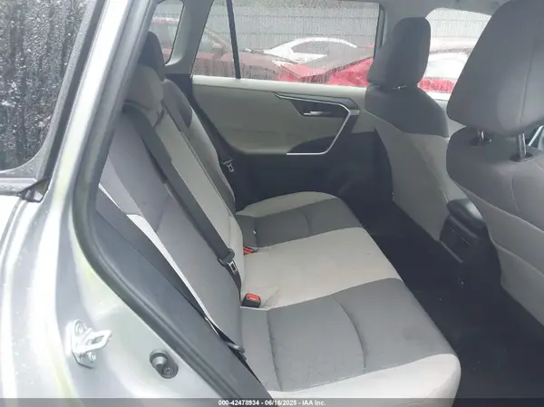 2T3P1RFV2RC453792 2024 TOYOTA RAV 4 - Image 8