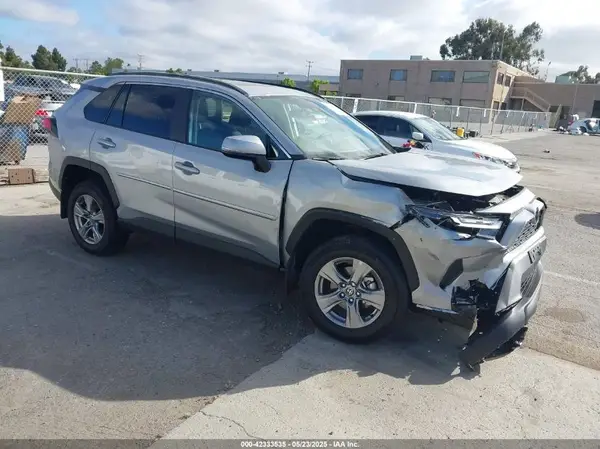 2T3P1RFV2SW499305 2025 TOYOTA RAV 4 - Image 1