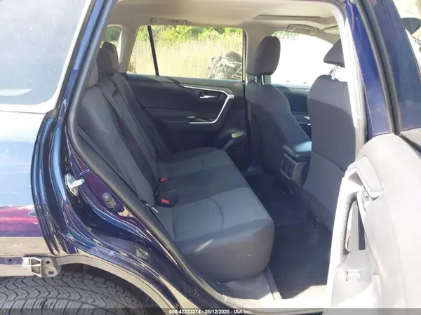2T3P1RFV3LC067275 2020 TOYOTA RAV 4 - Image 8