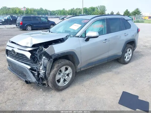 2T3P1RFV3LC071374 2020 TOYOTA RAV 4 - Image 2