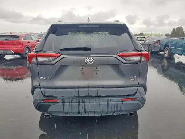 2021 TOYOTA RAV 4 auction photo 6