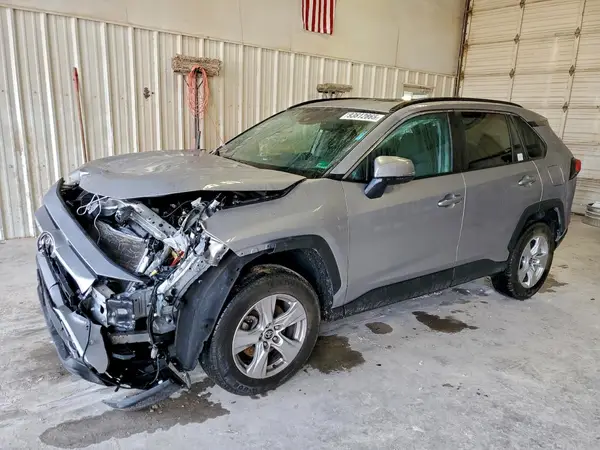 2T3P1RFV3MC224885 2021 TOYOTA RAV 4 - Image 1