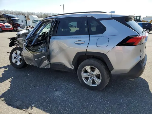 2T3P1RFV3MC227401 2021 TOYOTA RAV 4 - Image 2