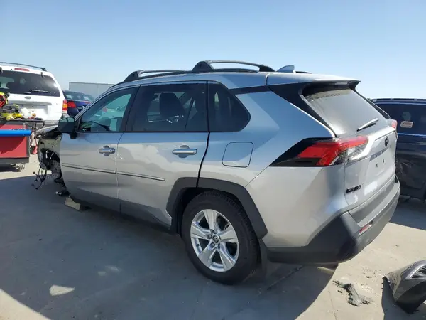 2T3P1RFV3MC227849 2021 TOYOTA RAV 4 - Image 2