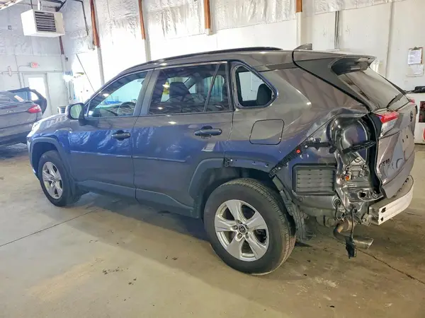 2T3P1RFV3MC231545 2021 TOYOTA RAV 4 - Image 2