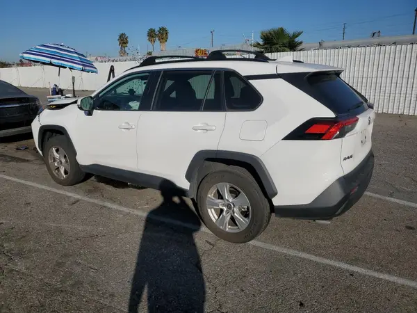 2T3P1RFV3MC256039 2021 TOYOTA RAV 4 - Image 2
