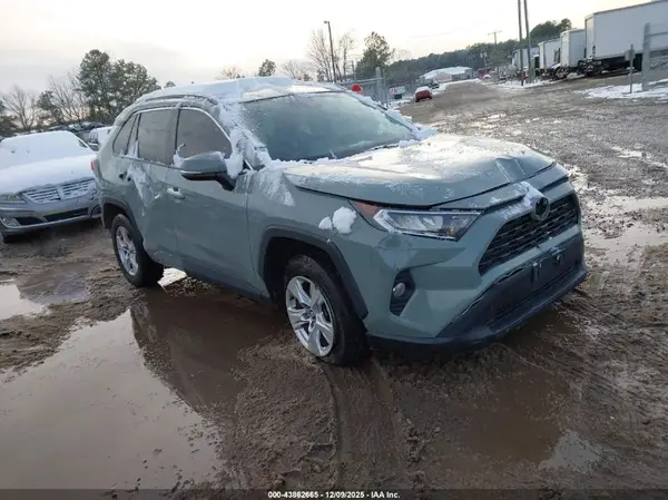 2T3P1RFV3MW145067 2021 TOYOTA RAV 4 - Image 1