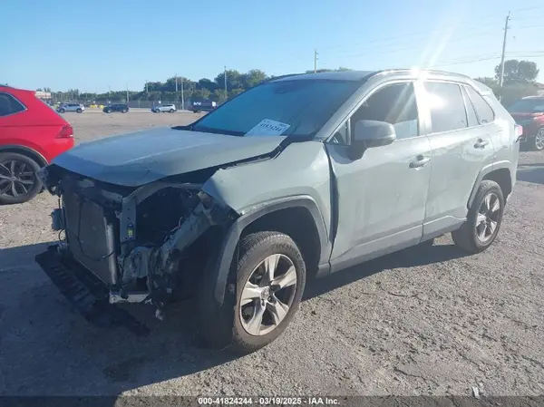 2T3P1RFV3MW172706 2021 TOYOTA RAV 4 - Image 2