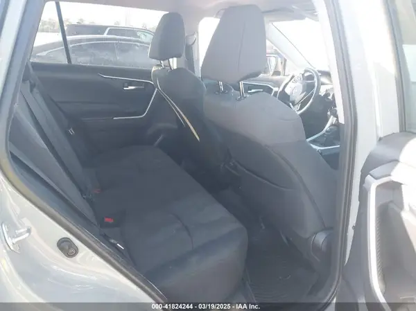 2T3P1RFV3MW172706 2021 TOYOTA RAV 4 - Image 8