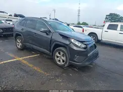 2T3P1RFV3MW222438 2021 TOYOTA RAV 4