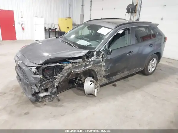 2T3P1RFV3MW238302 2021 TOYOTA RAV 4 - Image 2